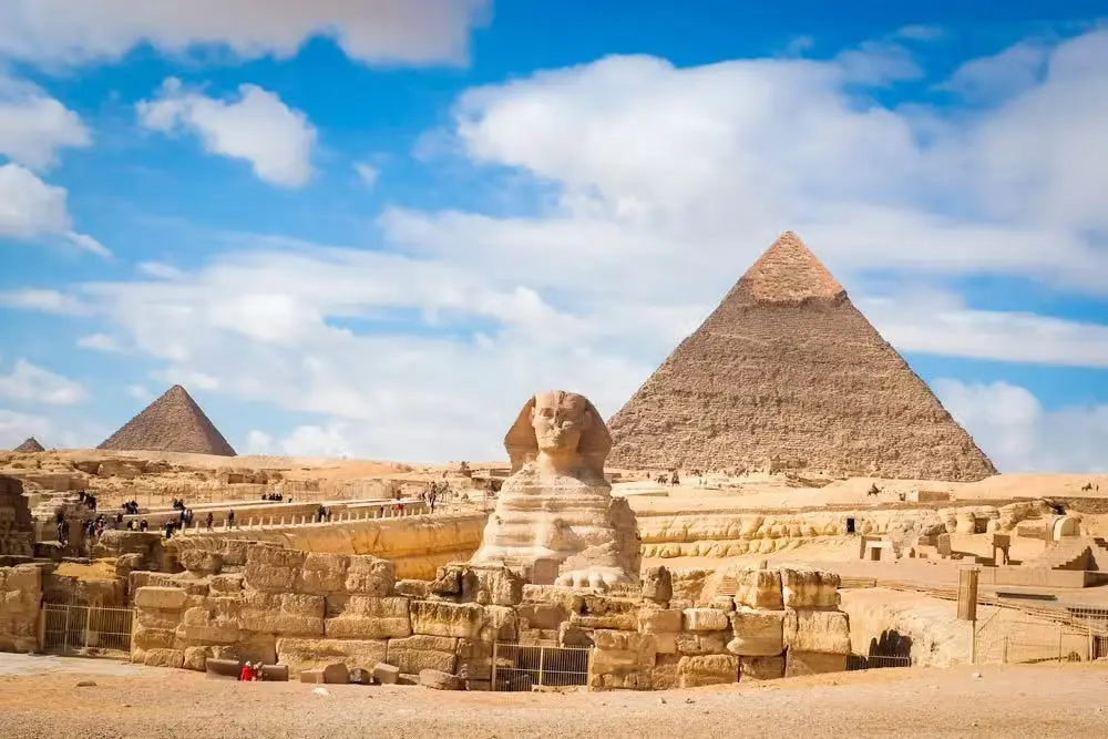 Giza Pyramids and Cairo Tour